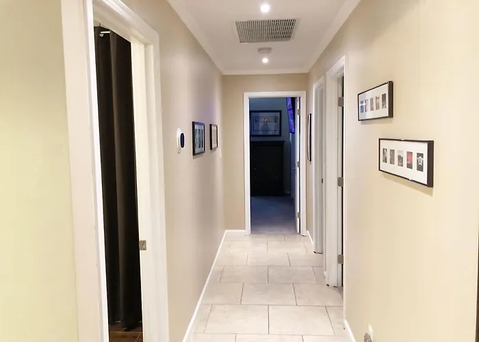 Beautiful In Downtown Holiday home Phoenix